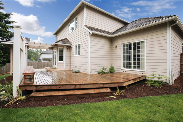 6 Deck Trends You'll Wish You Had