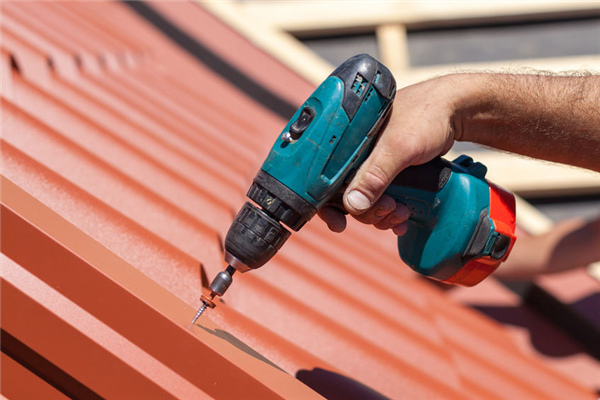 What Professional Qualifications You Should Look for in Roofing Company